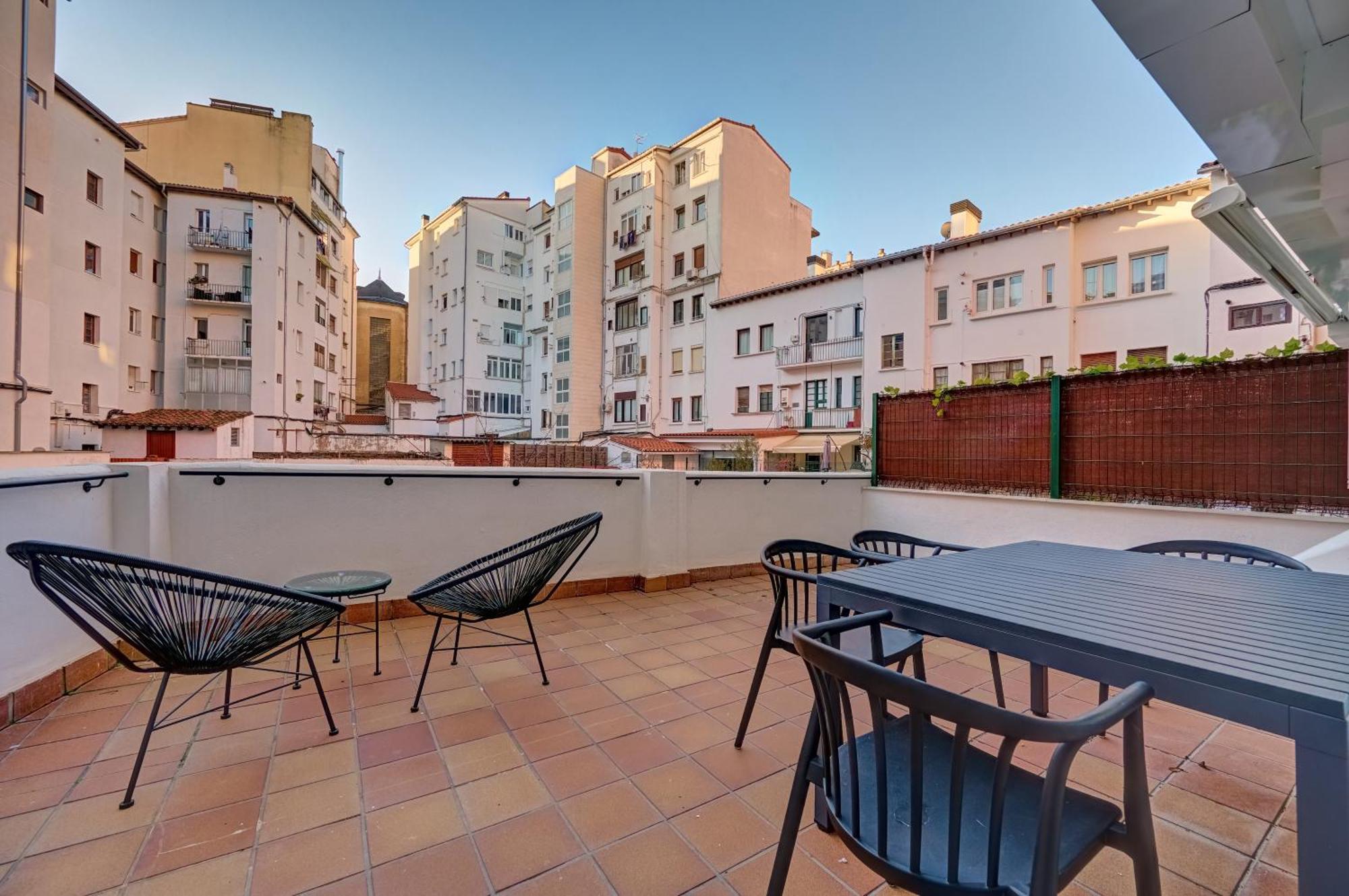 Apartamento El Conde By Clabao Pamplona Luaran gambar