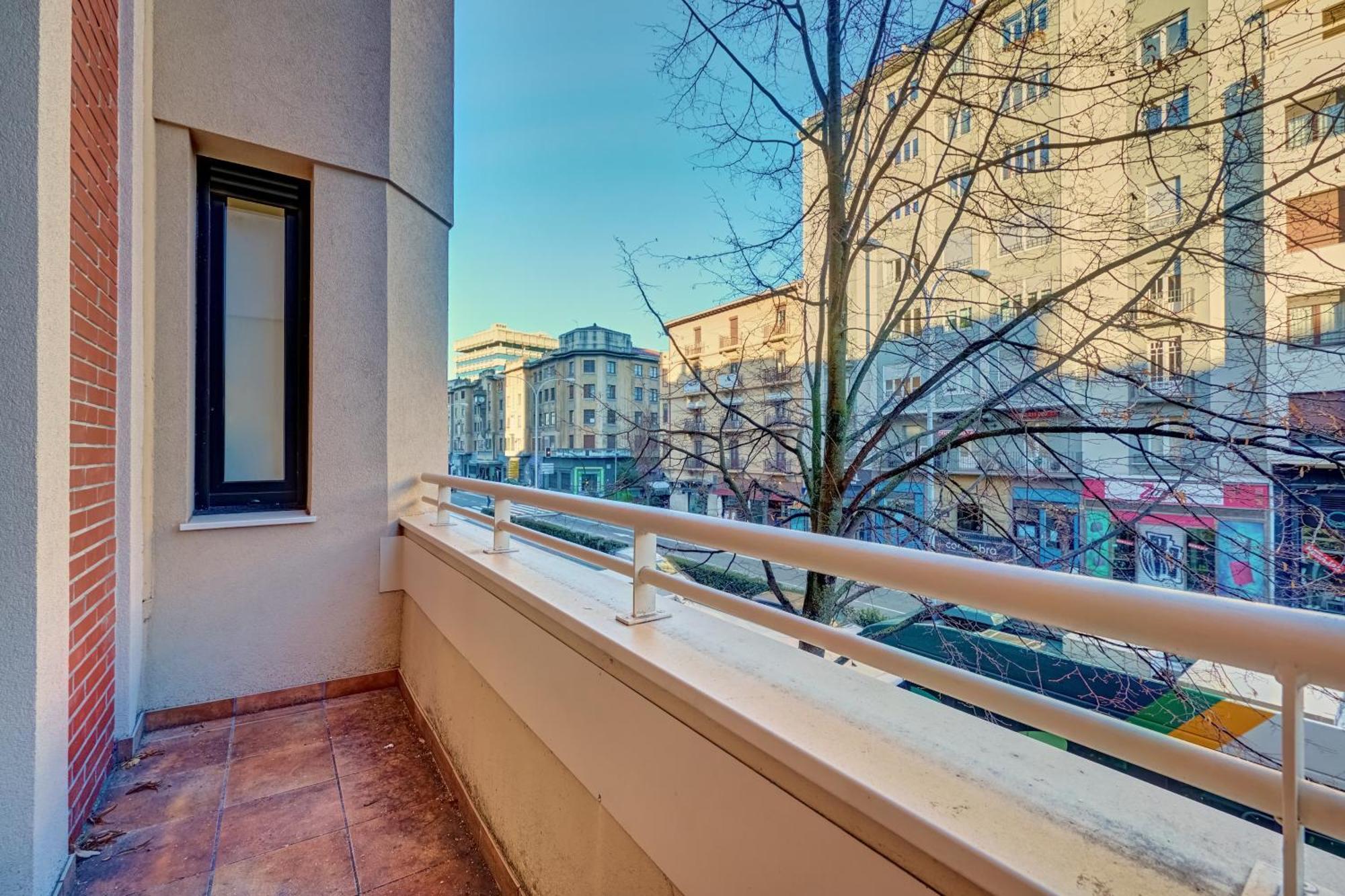Apartamento El Conde By Clabao Pamplona Luaran gambar
